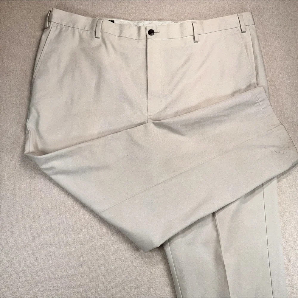 ORVIS Brand Pants 44x30 Men's Off-White Khaki Style Tapered Leg - Picture 1 of 7
